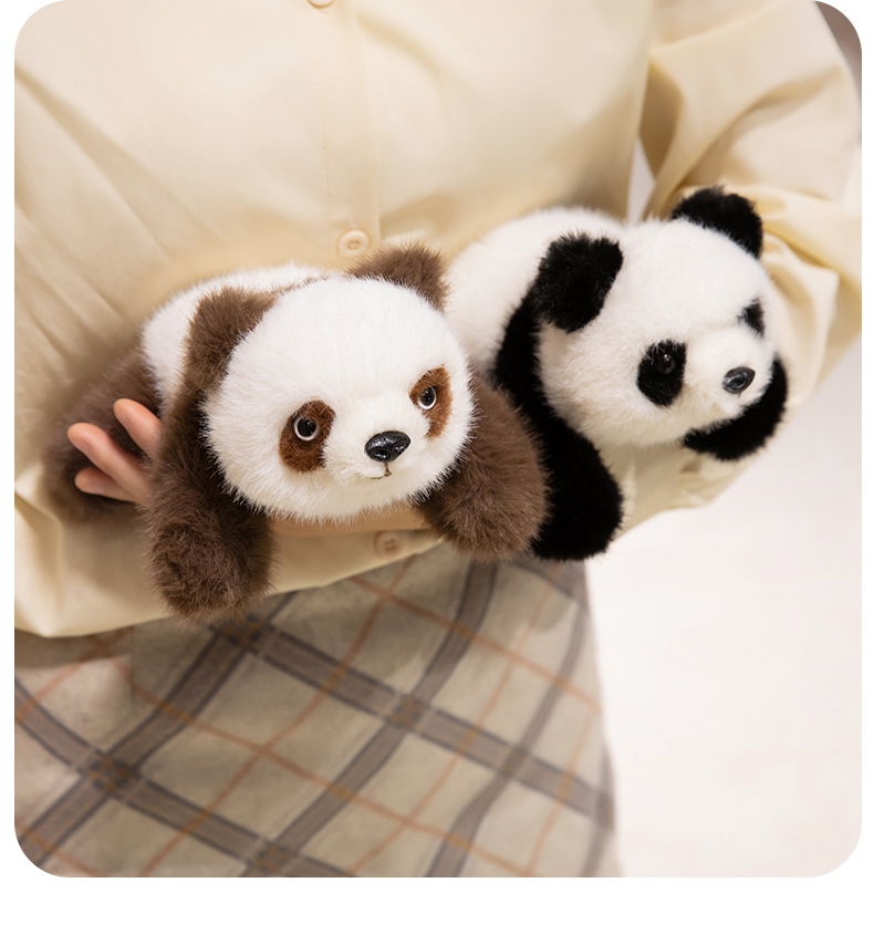 Stunning visual charm! Unlock countless cute forms of this plush toy.