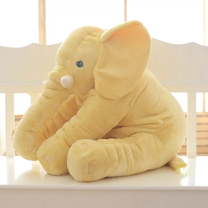 Peerless in looks! This plush toy holds all girlish hearts.